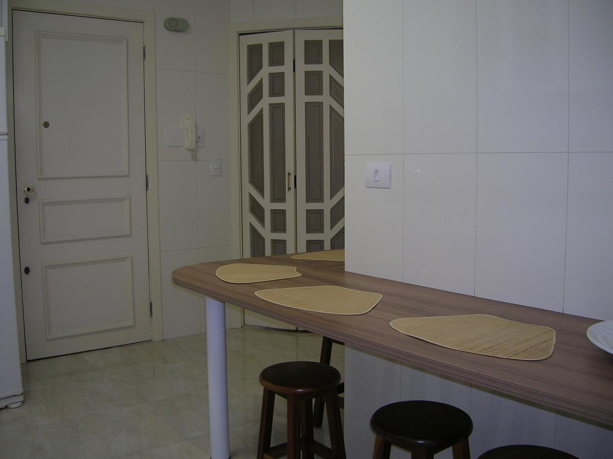 Apartamento Enseada Гуаружа Екстериор снимка